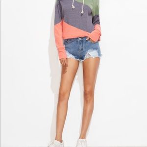Daisy cut denim shorts